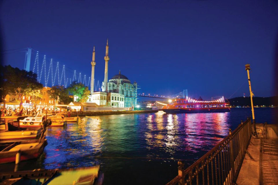 bosphorus-tour-istanbul-dinner-cruise-faq